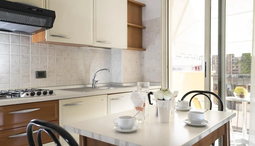 Ξενοδοχείο με διαμερίσματα Residence Queen Ρίμινι